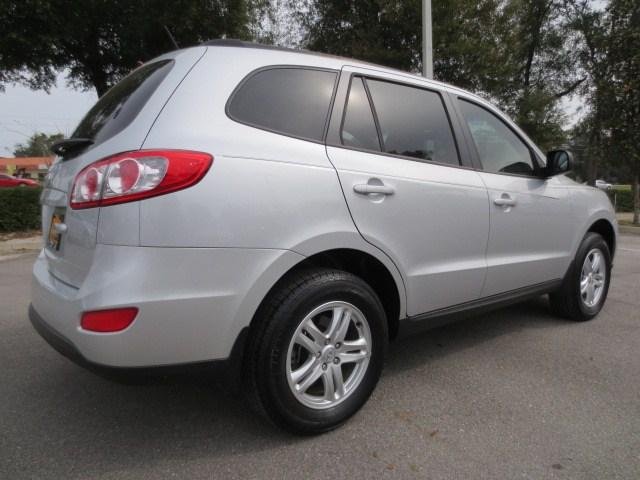 Hyundai Santa Fe 2012 photo 5