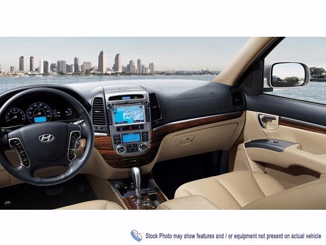 Hyundai Santa Fe 2012 photo 3