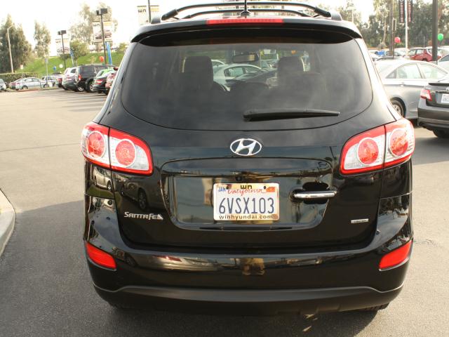 Hyundai Santa Fe 2012 photo 3