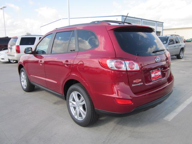 Hyundai Santa Fe 2012 photo 2