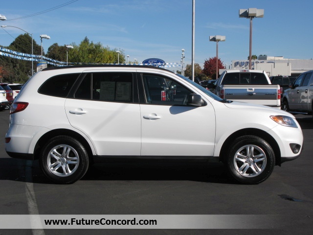 Hyundai Santa Fe 2012 photo 4