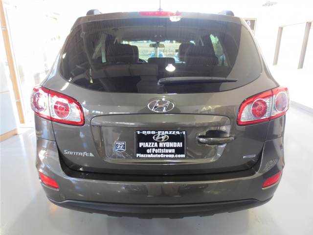 Hyundai Santa Fe 2012 photo 3