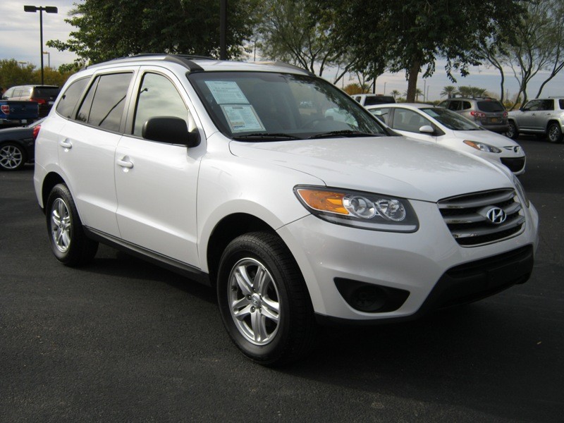 Hyundai Santa Fe 2012 photo 3