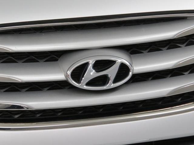 Hyundai Santa Fe 2012 photo 4