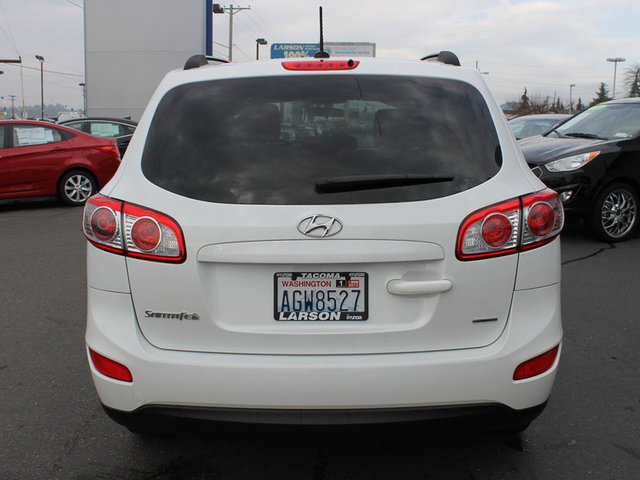 Hyundai Santa Fe 2012 photo 3