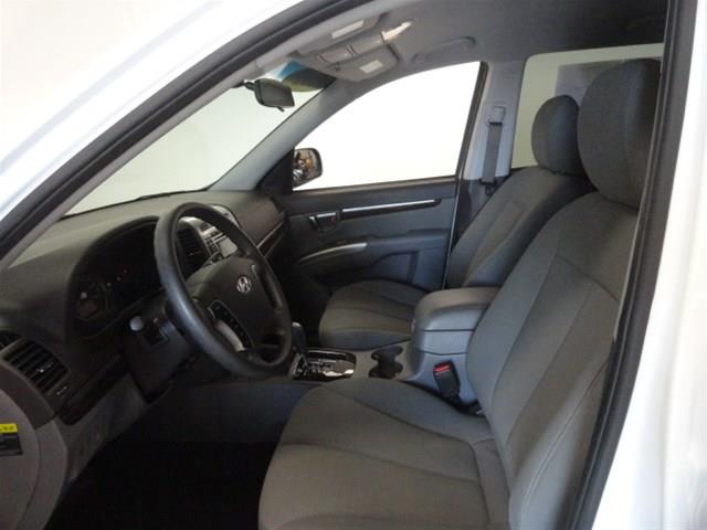 Hyundai Santa Fe 2012 photo 4