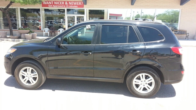 Hyundai Santa Fe 2012 photo 3