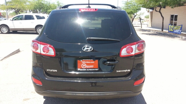 Hyundai Santa Fe 2012 photo 4