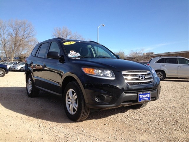 Hyundai Santa Fe 2012 photo 3