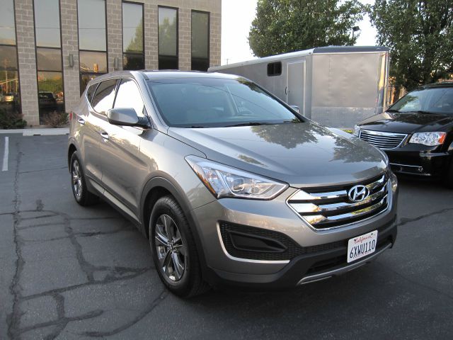 Hyundai Santa Fe 2013 photo 1