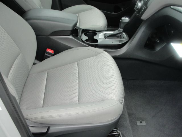 Hyundai Santa Fe 2013 photo 19