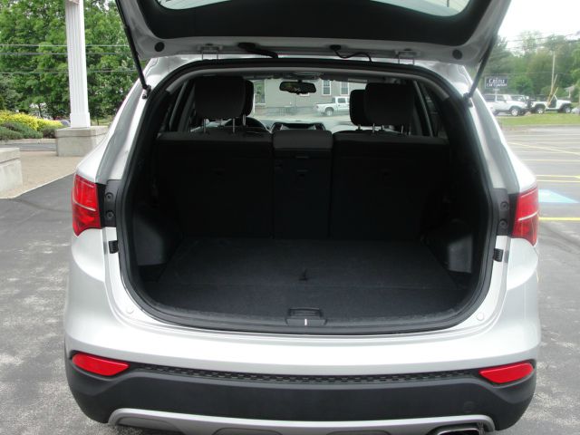 Hyundai Santa Fe 2013 photo 21