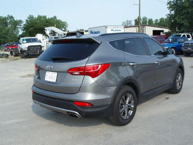 Hyundai Santa Fe 2013 photo 1