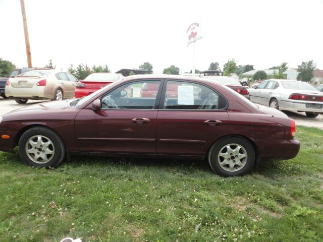 Hyundai Sonata 2000 photo 3