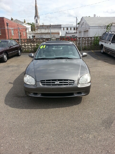 Hyundai Sonata 2001 photo 4