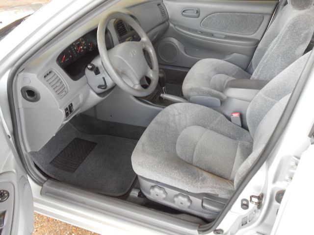 Hyundai Sonata 2001 photo 2