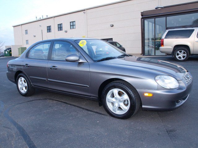 Hyundai Sonata 2001 photo 1