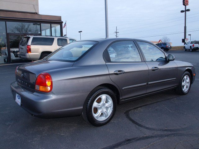 Hyundai Sonata 2001 photo 2