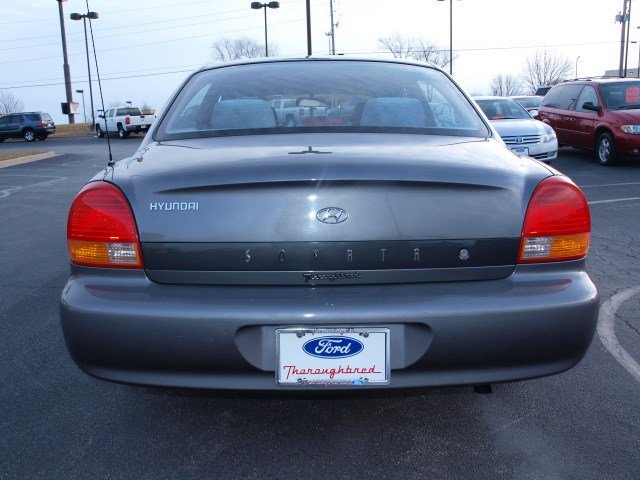 Hyundai Sonata 2001 photo 5