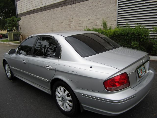 Hyundai Sonata 2002 photo 1