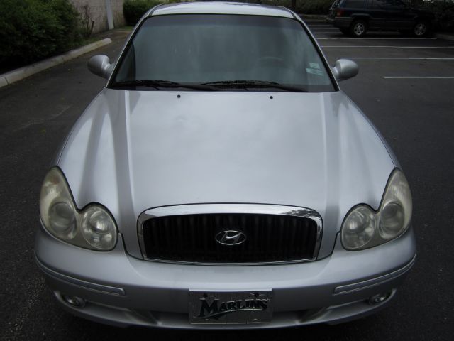 Hyundai Sonata 2002 photo 4