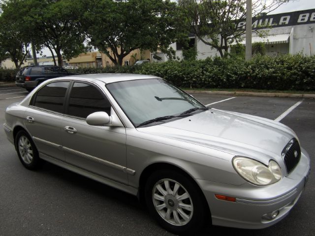 Hyundai Sonata 2002 photo 9