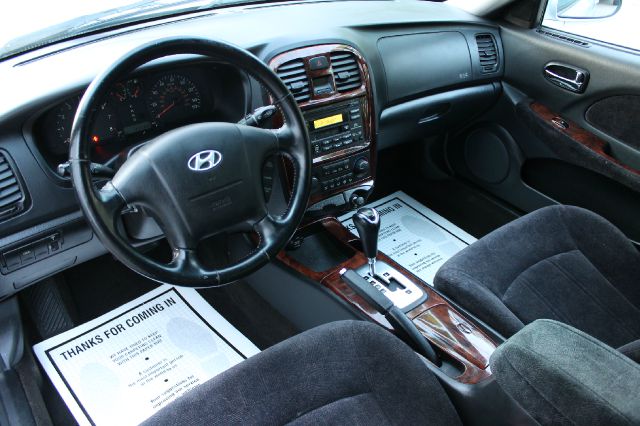 Hyundai Sonata 2002 photo 22