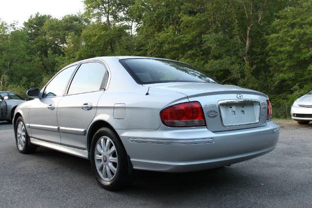 Hyundai Sonata 2002 photo 7