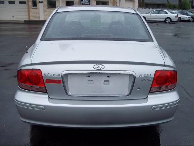 Hyundai Sonata 2002 photo 2