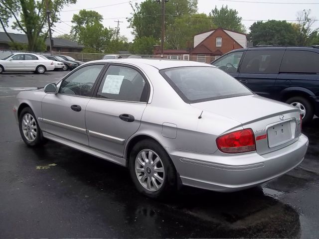 Hyundai Sonata 2002 photo 5