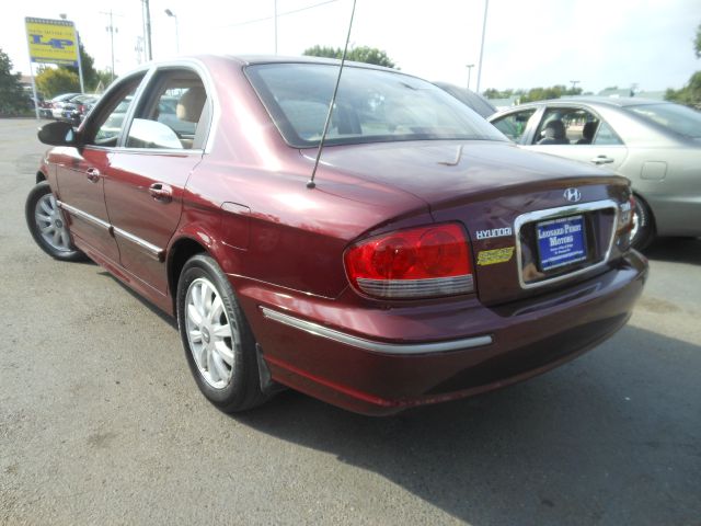 Hyundai Sonata 2002 photo 2