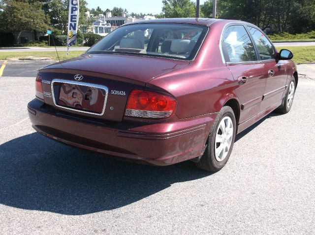 Hyundai Sonata 2002 photo 3