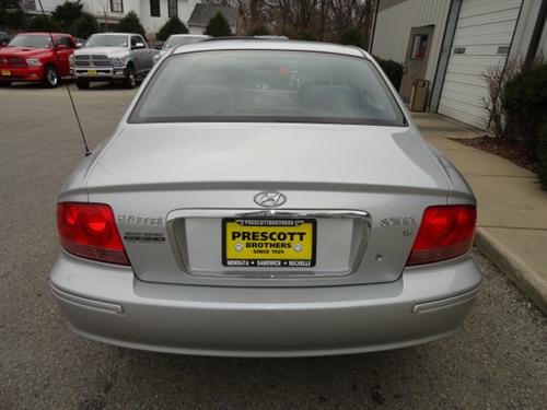 Hyundai Sonata 2002 photo 1