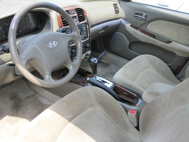 Hyundai Sonata 2002 photo 1