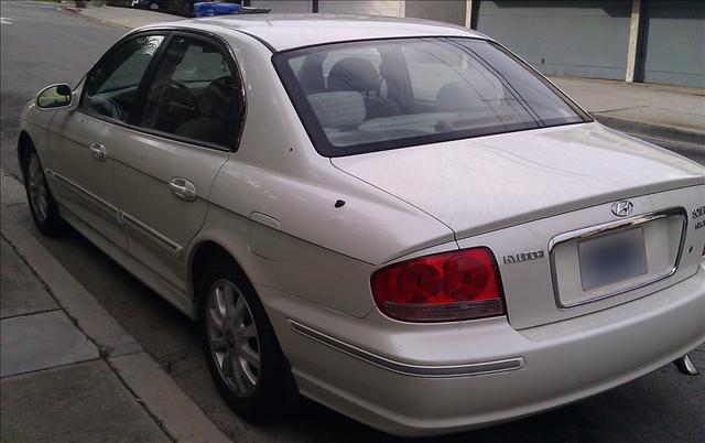 Hyundai Sonata 2002 photo 2