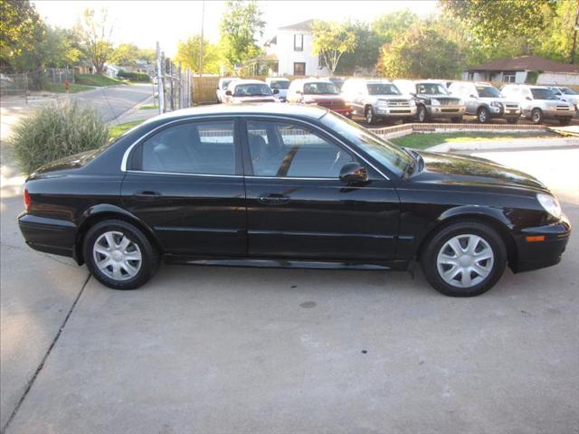 Hyundai Sonata 2002 photo 2