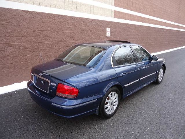 Hyundai Sonata 2002 photo 3