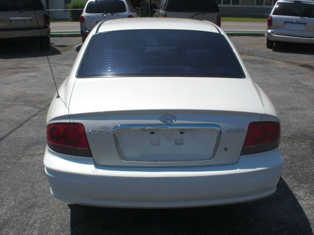 Hyundai Sonata 2002 photo 7