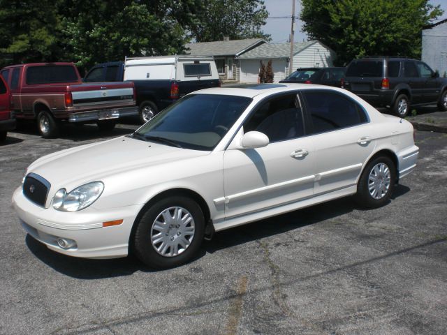 Hyundai Sonata 2002 photo 9