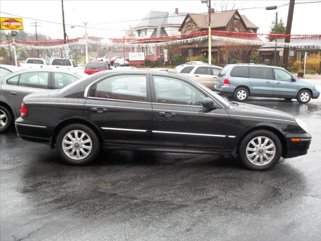 Hyundai Sonata 2002 photo 2