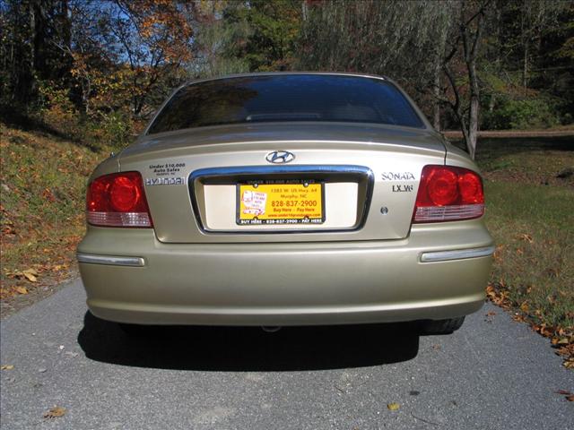 Hyundai Sonata 2002 photo 3