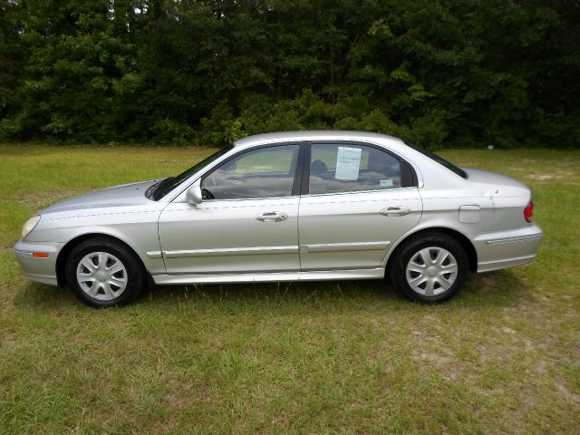 Hyundai Sonata 2002 photo 3