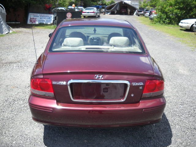 Hyundai Sonata 2002 photo 15