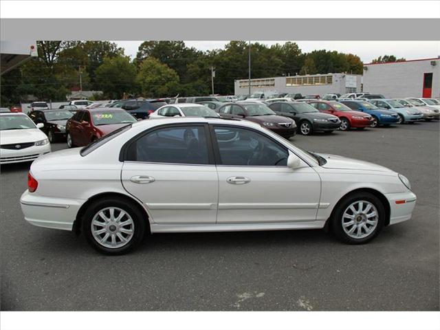 Hyundai Sonata 2002 photo 5