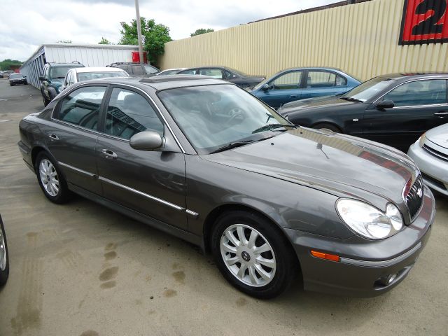 Hyundai Sonata 2003 photo 4