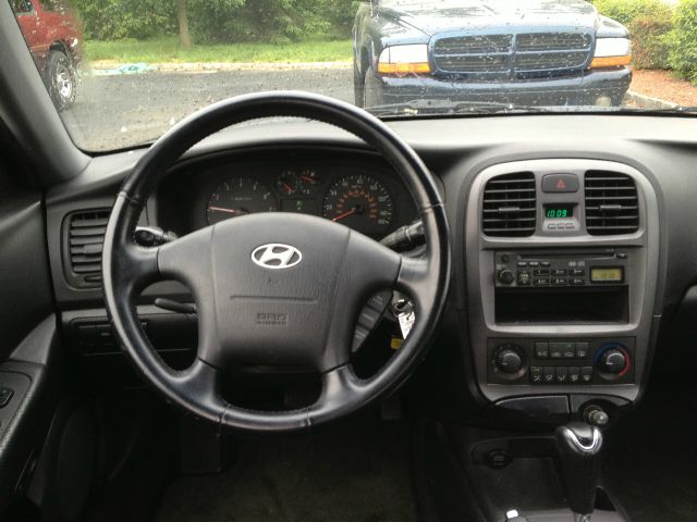 Hyundai Sonata 2003 photo 7