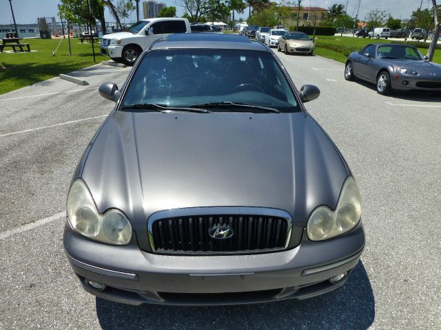 Hyundai Sonata 2003 photo 6