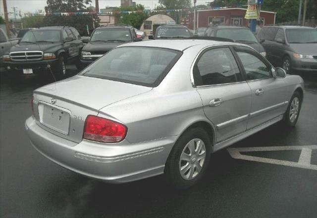 Hyundai Sonata 2003 photo 3