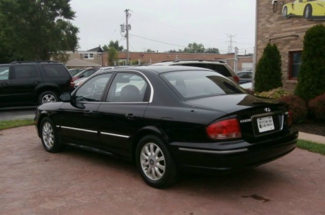 Hyundai Sonata 2003 photo 2