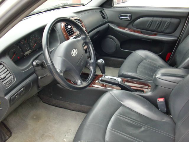 Hyundai Sonata 2003 photo 4